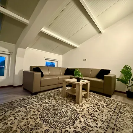 Holiday Home Vijfhuizen Апартаменты *